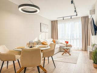 1BR Apartment in a Brand-new Modern Complex close to city centre - 1