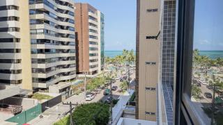 SMART STAY IZIDRO - Ap. 402 · Ap - 2Q super luxo a 50m do Mar - Todo climatizado - 0