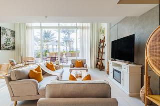 Mamsha Saadiyat - Private Beach - Huge 1 BDR Duplex - Beachfront Luxury - 1 min walk to Mamsha Boulevard, Beach, Restaurants - 5 min to Louvre and Zayed Museum - 0