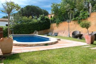 Villa close to the center w pool garden H30 - 5