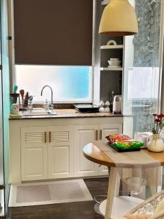 Studio Room & Kitchen near Pink Church - 2