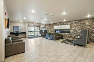 Cobblestone Hotel & Suites - Eaton - 2