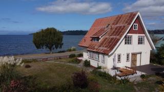 Espectacular Casa Histórica Frente Lago Llanquihue - 1