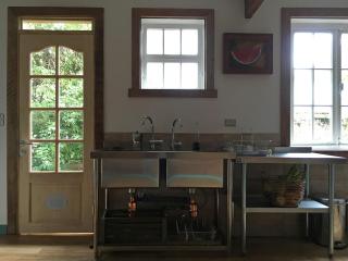 Espectacular Casa Histórica Frente Lago Llanquihue - 8