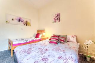 Edinburgh Central Morrison ApartHotel - 9