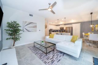 3171-207CN STOREY LAKE, CONDO 2/2 LAKE VIEW - 9