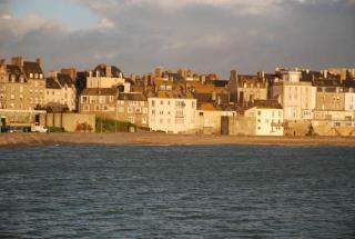 LaFamilyA35-Appart 3 pcs 80 m des Bas Sablons ST MALO - 5