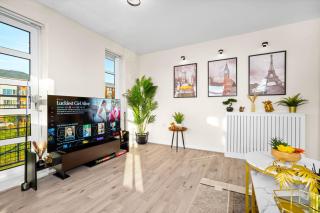 Dote Haven Stylish 2 Bed Apartment - Free Parking and Free High Speed WIFI - 3