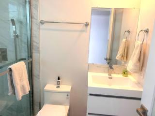 Spacious, bright and modern 1-BR Retreat - 7