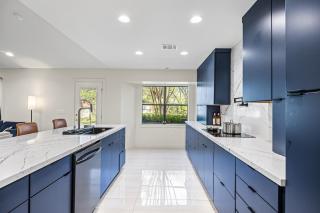 Newly Renovated Austin Escape - 4