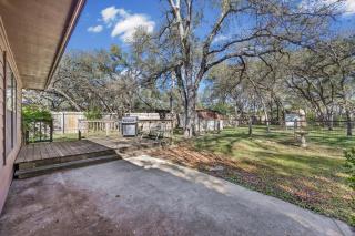 Newly Renovated Austin Escape - 3