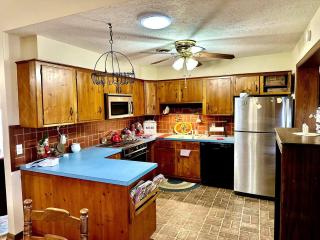 Antique Retreat Hot tub - 5