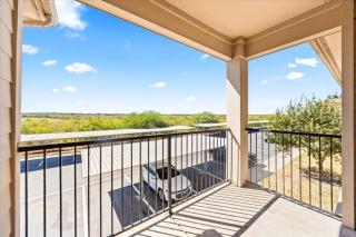 3BR2BA - Pool - Gym - Lounge - 9