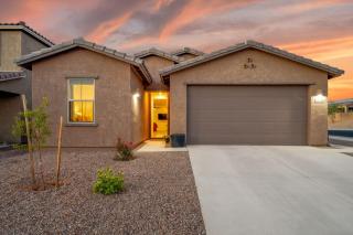 Oro Valley Compound - 3