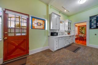 Historic Craftsman, 2 BR 1 BA, Close to U of A - 8
