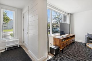 Townhouse with Hot Tub near Blue Mountain Village - 162 Vacation Inn - 6