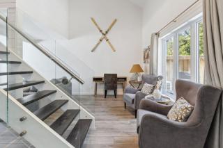 Townhouse with Hot Tub near Blue Mountain Village - 162 Vacation Inn - 2