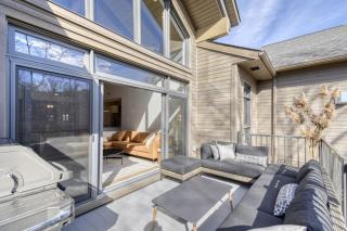 Luxury Mont-Tremblant Retreat Near Village - The Apex at Verbier - 2