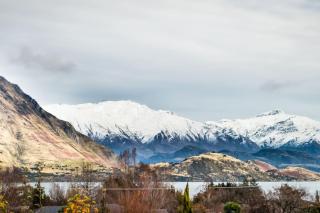 Kiwi Bach with Amazing Views - 3