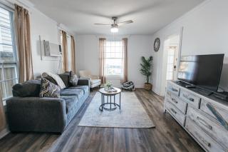Downtown Delight Close to Strand and Cruise Terminals - 9