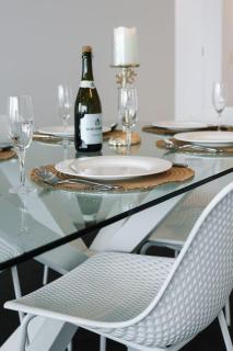 Ocean View Getaway in Surfers Paradise - Gold Coast - 3