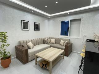 Luxurious condo with patio and terrace - 0