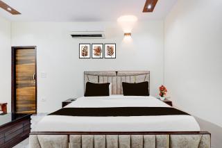 Hotel O Golden Guest house - 1