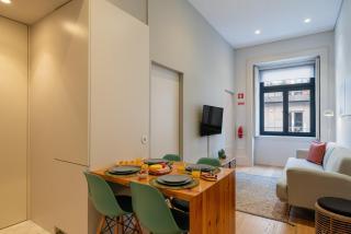 Host Wise - Modern Stuning Flat w Prime Location - 7