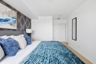 Stylish 2br High-Rise - Sleeps 7 - YYZ - 9