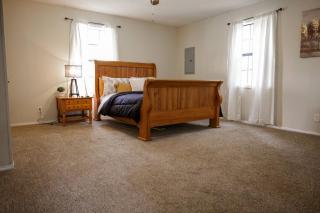 3Br, 2Ba, 6 beds, 5 min from Fort Novosel - 5