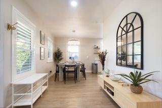 Elegant 3 Bedroom 2 Bathroom With EV Charging Near Santa Anita - 7