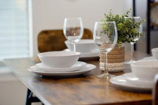 Premium 2BR Escape Pool Gym and Minutes to DT Austin - 7