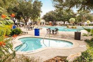 ATX Retreat Close to UT, DT & Lady Bird Lake - 9