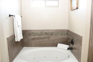 4Br 3Ba 20 mins from Ft Bliss and Oasis Water Park - 3