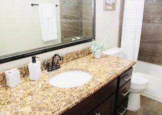 4Br 3Ba 20 mins from Ft Bliss and Oasis Water Park - 1