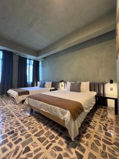 Lusitania Hotel Orizaba - 1