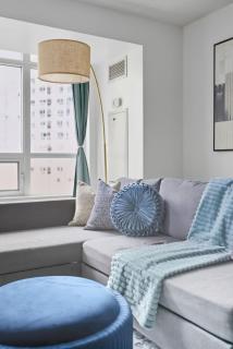 Designer 2BR - King Suite - Rare 2 Parking - YYZ - 2