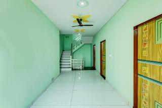 SPOT ON Miraj Hotel - 9