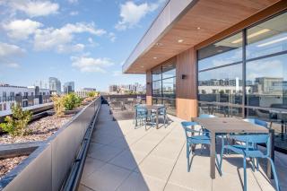 Treble Maker -Rooftop Lounge - Pool - In Music Row - 4