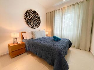 Ocean Point Beachfront Suites by LOV Mauritius - 9