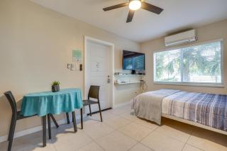 1 Mi to Pompano Beach Pier Pet-Friendly Studio! - 2