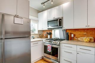 Stay and Play in South Denver! 7 Mi to LoDo - 8