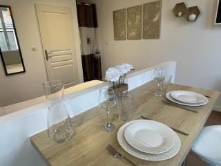 Chez Jean-Yves et Zoé - LE CARPE DIEM - Au calme, Très propre, Proche parkings - 5