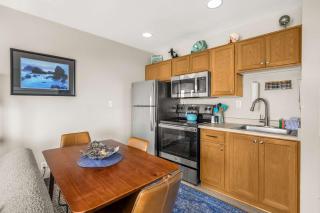 Oceanfront Studio - Ground Floor - Sleeps 4 - 2