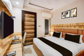 Super Townhouse Oak CSJMU Kanpur Formerly Shree Dev Villa - 9