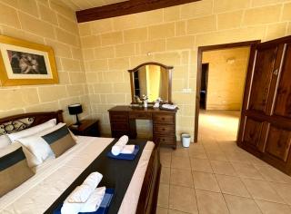 Shesha Veda Gozo - 2