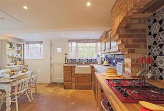 Christmas Cottage - 6