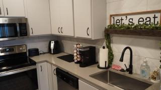 Gorgeous High-Rise On The River - 9