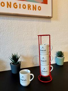 Oak floor meets city flair - 2