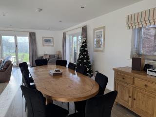 Bempton View at The Bay Filey, sleeps 10, and 2 dogs welcome for free too! - 6